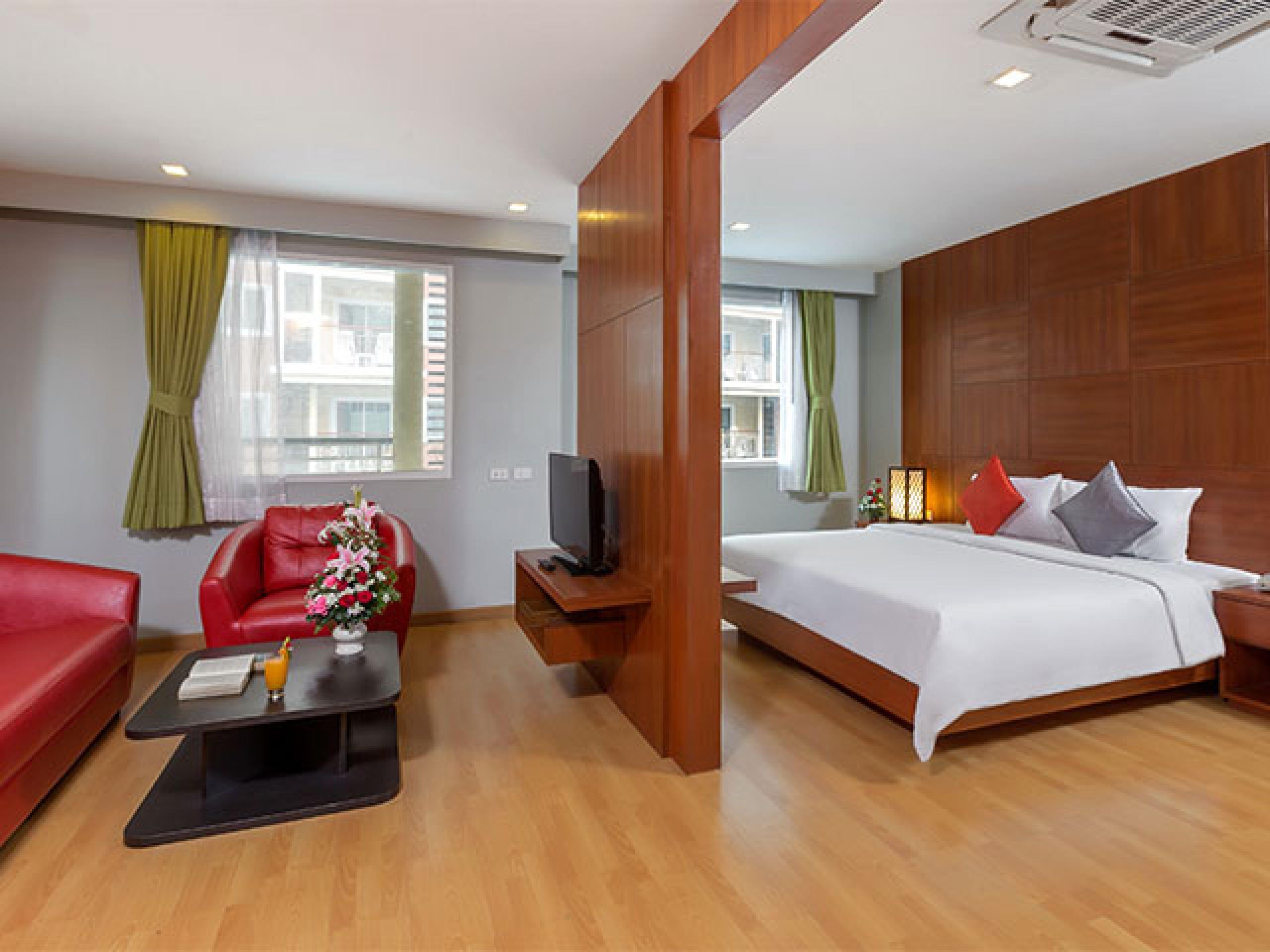 Bauman Residence Phuket Luaran gambar