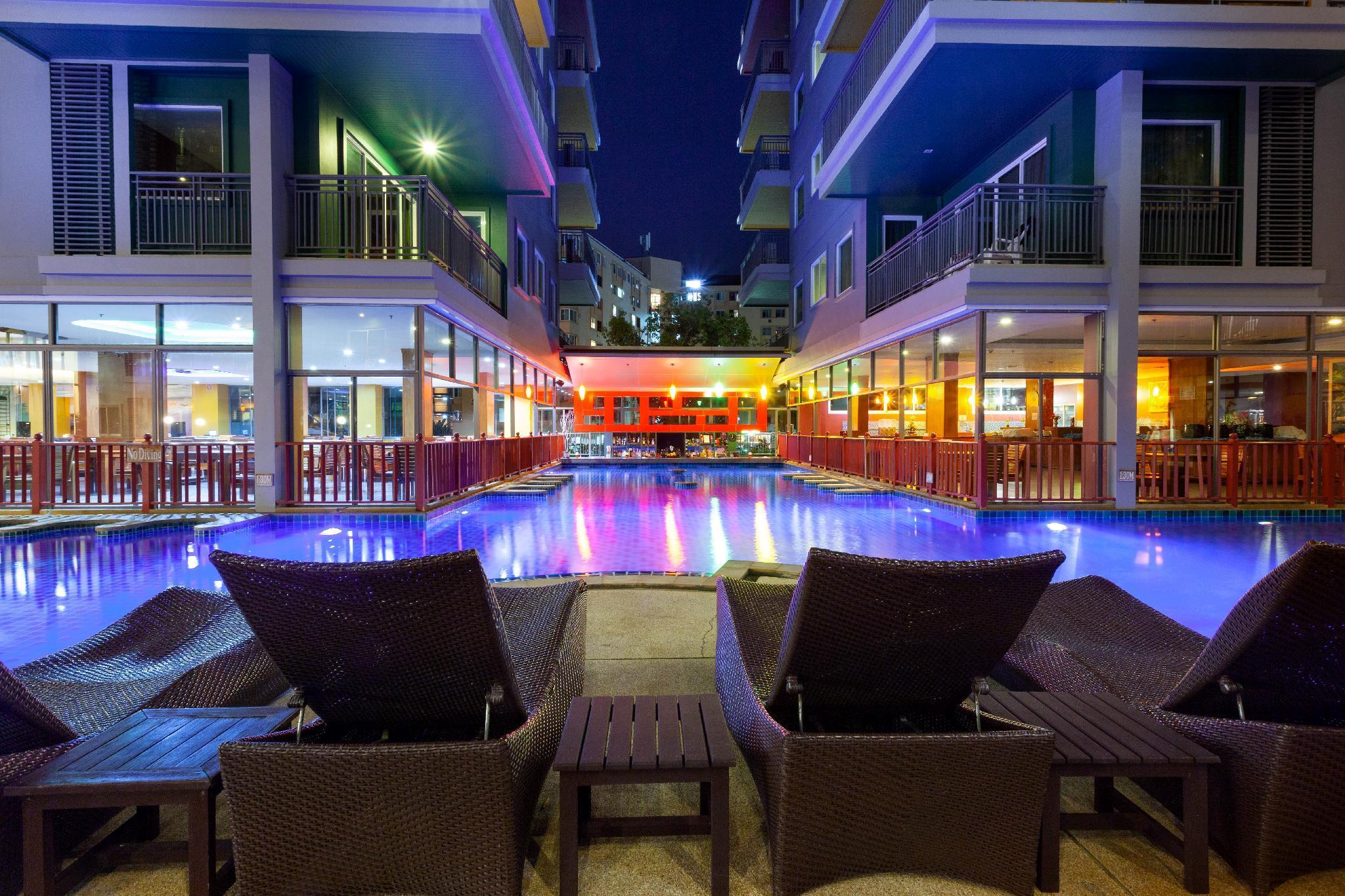 Bauman Residence Phuket Luaran gambar